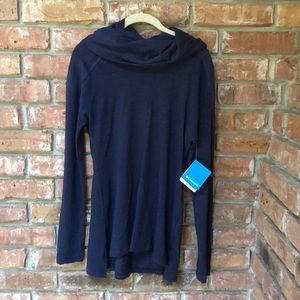 🌈 NWT - Columbia tunic